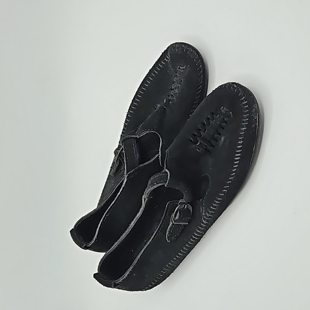 Minnetonka, 11, black leather shoes **AS IS**